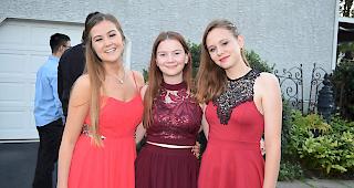 &laquo;Homecoming September 2016: Ich (links) mit zwei Austauschsch&uuml;lerinnen aus Australien und Deutschland.&raquo;