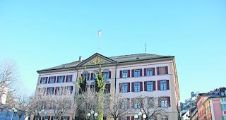 Die Walliser Regierung will klare rechtliche Grundlagen schaffen f&uuml;r Untersuchungen des Kantons bei Verdachtsf&auml;llen auf rechtswidriges Handeln von Gemeinden. 