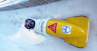 Voll im Schuss: Michael Kuonen als Hintermann im Zweierbob.