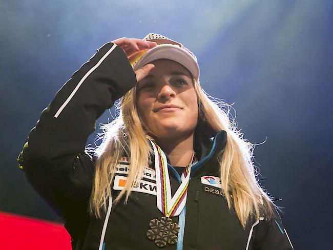 Lara Gut - nach Sturz beim Einfahren im Spital