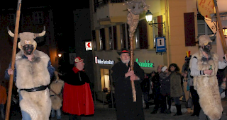 Unterwegs zur Macht&uuml;bernahme: Mageran und sein Gefolge. 