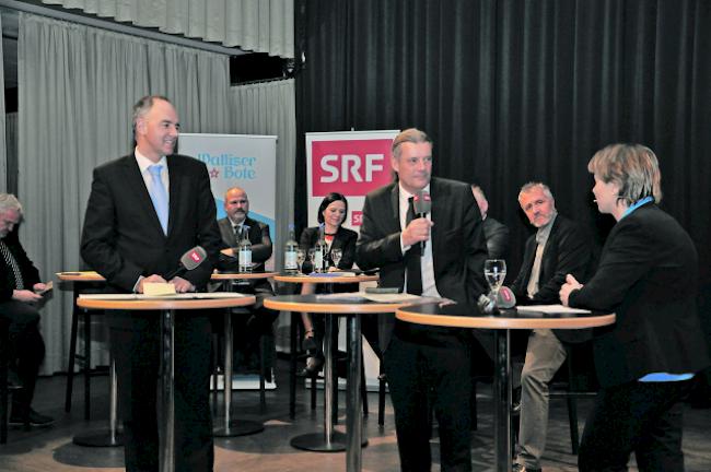 Brisantes Duell. C-Kandidat Christophe Darbellay (links) für einmal gemeinsam an einem Tisch mit Staatsrat Oskar Freysinger: Nach einer Einführungsrunde durch SRF-Radio-Frau Silvia Graber fühlte WB-Chefredaktor Herold Bieler (Zweiter von rechts) den Polithaudegen auf den Zahn.  