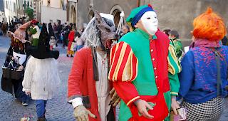 Impressionen vom Grossen Fasnachtsumzug durch die Leuker Altstadt. 