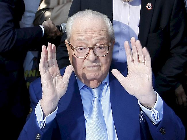 Jean-Marie Le Pen wurde erneut schuldig gesprochen, Verbrechen gegen die Menschlichkeit geleugnet zu haben. (Archivbild)