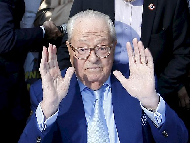Jean-Marie Le Pen wurde erneut schuldig gesprochen, Verbrechen gegen die Menschlichkeit geleugnet zu haben. (Archivbild)