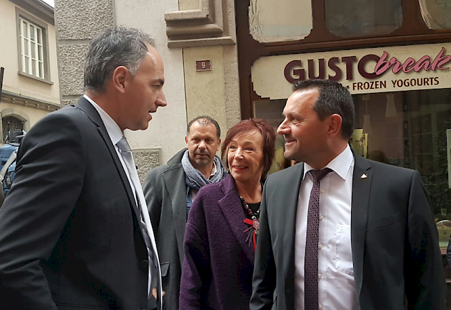  Christophe Darbellay im Gespräch mit Jean-Marie Bornet.