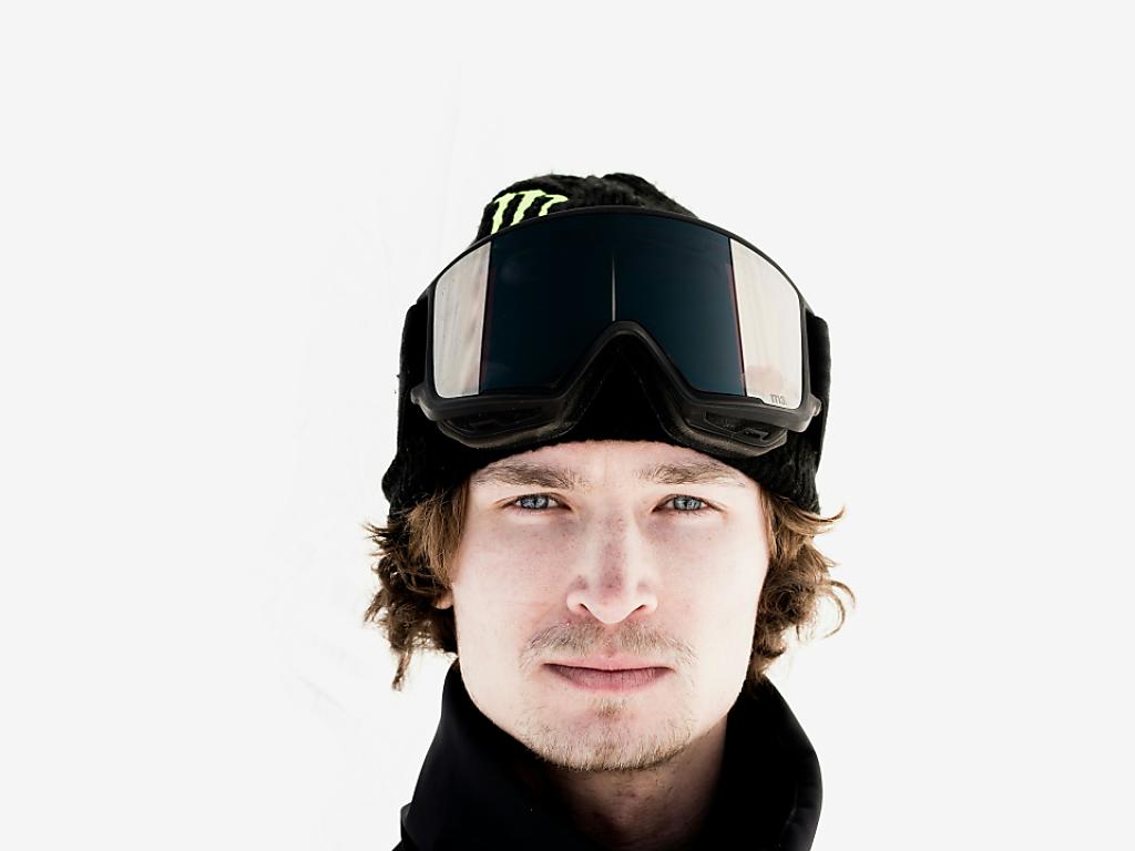 Iouri Podladtchikov gibt OlympiaForfait 1815.ch