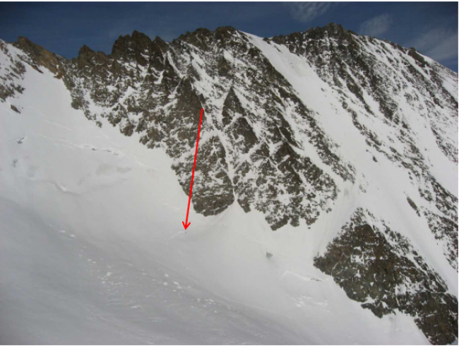 Die Unfallstelle. Der ausländische Bergsteiger erlag seinen Verletzungen.