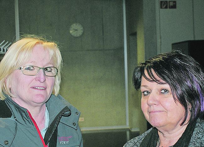 Astrid Bittel (56) aus Turtmann und  Anneliese Abgotsspon (60) aus Stalden.