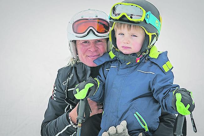 Hennk Sieber (3) und Dana Meindl (42), beide Walliser Skischule Grächen.