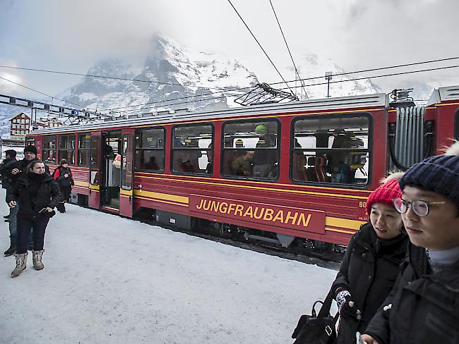 Wieder mehr asiatische Besucher auf dem Jungfraujoch
