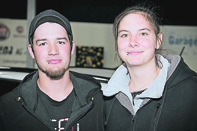 Kevin Pfammatter (23) und Carmen Leutenegger (22), beide aus Mund.