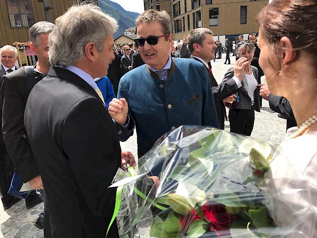 Auch Ständerat Jean-René Fournier ist am Empfang des Walliser Grossratspräsidenten in Naters anwesend.