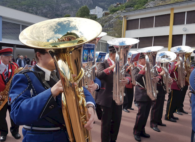 Impressionen vom Bezirksmusikfest Westlich Raron.