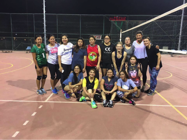 «Unser Volleyball-Team, made in Philippines» 