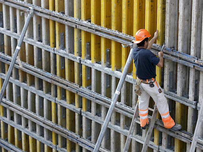 Die Zunahme der Arbeitslosigkeit im Januar ist durch die Schliessung der Baustellen in den Wintermonaten saisonal bedingt. (Symbolbild)