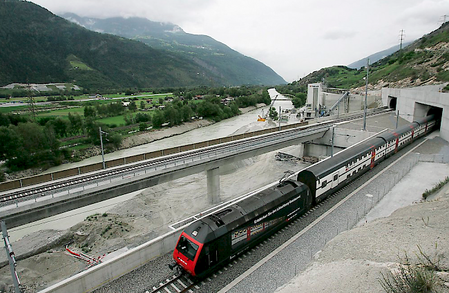 Vor 10 Jahren wurde der Lötschberg-Basistunnel in Betrieb genommen.