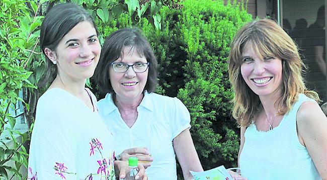 Anna Schweighauser (25) aus Filisur, Doris Schweighauser (65) und Sabine Cina (45), beide aus Salgesch.