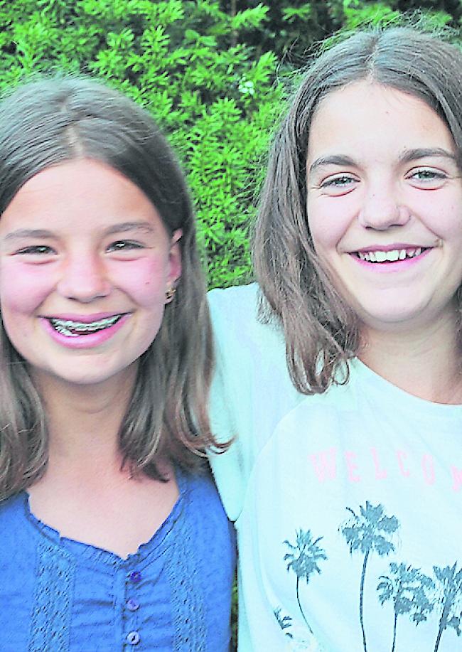 Lena Zengaffinen (10) aus Susten und Salome Loye (14) aus Veyras.