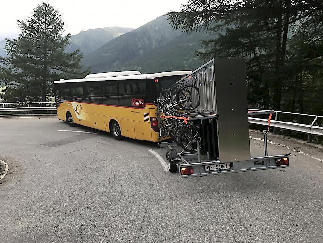 Die Anhänger können bis zu 20 Fahrräder transportieren.