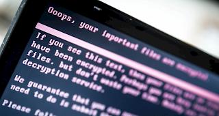 Eine Nachricht auf einem mit der Erpressungssoftware infizierten Computer. (Symbolbild)