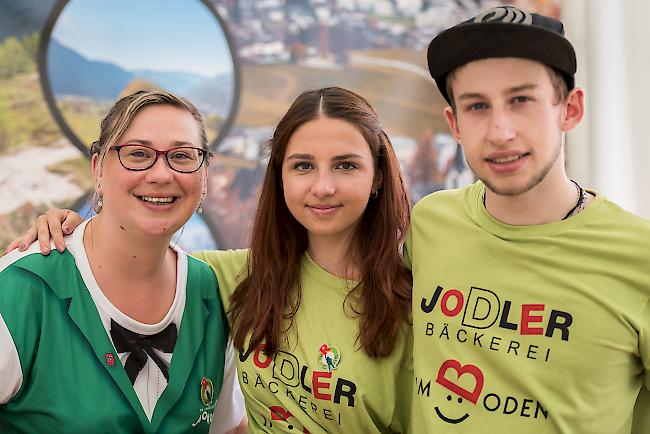 Fabienne Dirren (36) aus Visp, Diana Dirren (17) aus Agarn und Raoul Imboden (20) aus Glis.