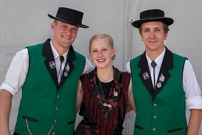 Pius Ruppen (36), Celine Burgener (19) und Pascal Zimmermann (25), alle vom Jodlerklub Grubenalp.