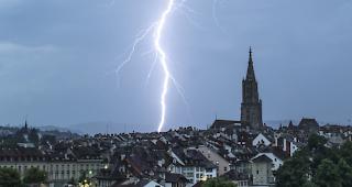 Am zweitmeisten Blitze gab es im Kanton Bern. (Archivbild)