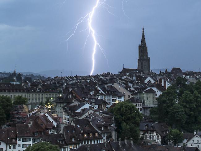 Am zweitmeisten Blitze gab es im Kanton Bern. (Archivbild)