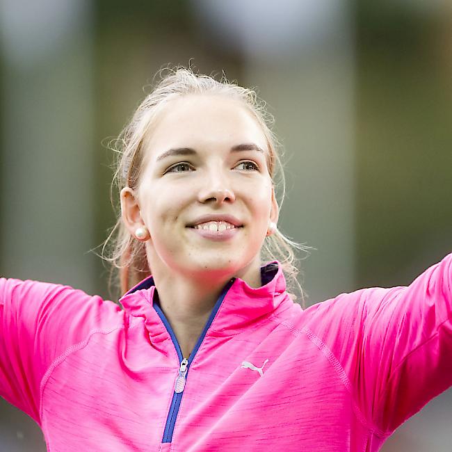 Géraldine Ruckstuhl lächelt in die Kamera