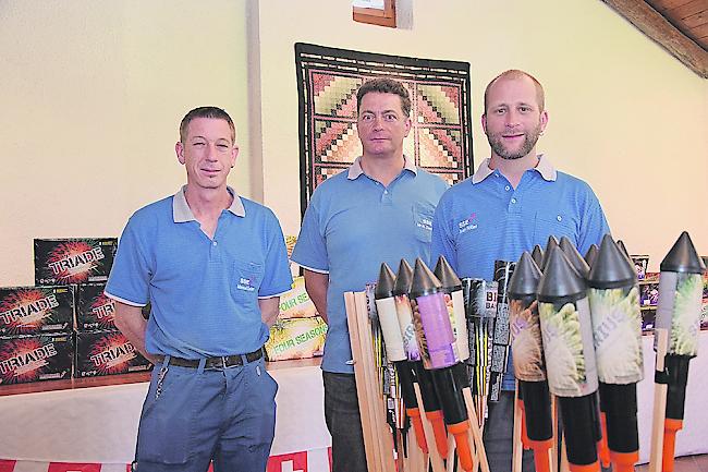 Drei der SSE-Feuerwerksfachmänner: Marcel Carlen, Marc-André Zenhäusern und Ivan Ritler (v.l.).