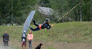 Die Wakeboarder-Szene traf sich zur Schweizermeisterschaft in T&auml;sch.
