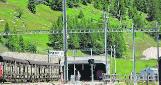 Im Rahmen? Laut MGBahn ist die Behebung der Panne im &uuml;blichen Rahmen abgelaufen. Ein Fahrgast spricht indessen von chaotischen Zust&auml;nden und einer &uuml;berforderten Zugleitung. 