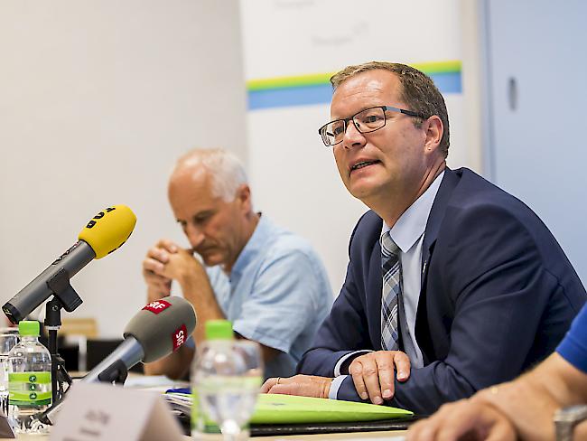 Der Thurgauer Regierungsrat Walter Schönholzer bei einer Pressekonferenz zum kritisierten Pferdehändler, dessen Hof inzwischen geräumt wurde. (Archivbild)