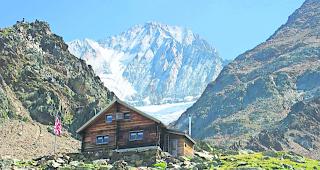 Ans Netz der Zukunft. Nebst Alpbetrieben sollen auch die SAC-H&uuml;tten (im Bild die Bietschhorn-h&uuml;tte im L&ouml;tschental) besser eingebunden werden. 