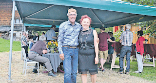 40 Jahre &laquo;Stapi&raquo;. Edwin und Ruth Zeiter luden gestern zu einer kleinen Feier ein, um gemeinsam mit Weggef&auml;hrten auf die vergangenen vier Jahrzehnte zur&uuml;ckzublicken.