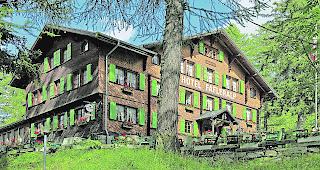 Im Hotel Fafleralp stehen grosse Ver&auml;nderungen an, der Betrieb ist aber gew&auml;hrleistet.