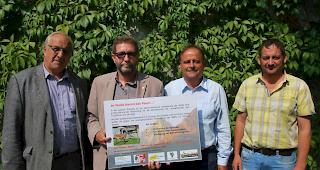 Zeichen setzen. Die Wolfsgegner wollen die Politik zum Handeln bewegen (v. links): Alex Schwestermann, Guido Walker, Georges Schnidrig und Rolf Kalbermatten.