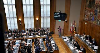 Die FDP will den Studiengang Physiotherapie in Leukerbad aufheben.