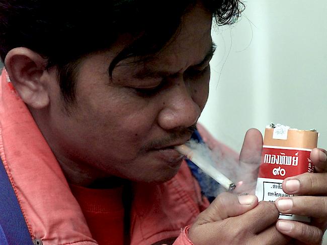 Zigaretten werden in Thailand deutlich teurer: Grund ist eine neue Steuer auf Tabak- und Alkoholwaren. (Themenbild)