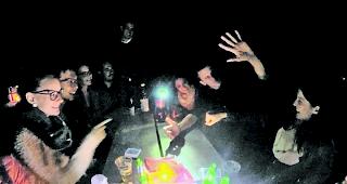 Magischer Tatort. Eine zauberhafte Waldlichtung am Sonnenberg oberhalb von Luzern.  