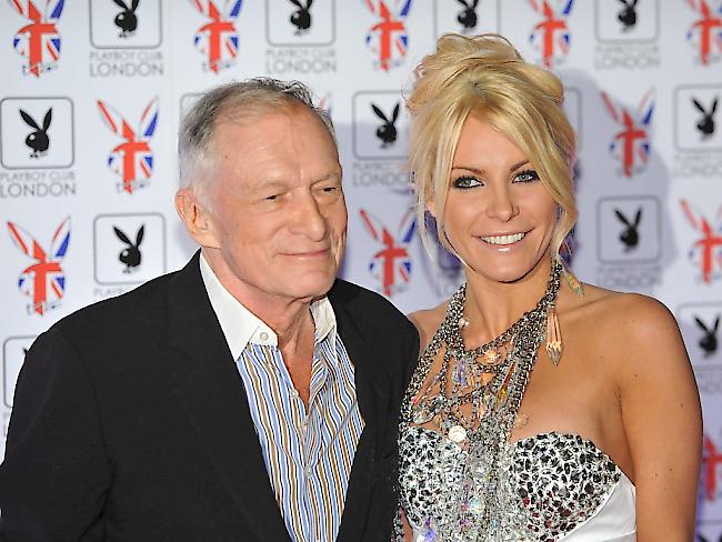 Hugh Hefner mit seiner dritten Frau Crystal Harris (Archiv)