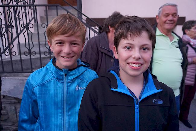 Benedikt Gottet (11) und Mathis Plaschy (11), beide aus Varen.