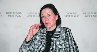 H&ouml;her und h&ouml;her. Die j&auml;hrlich explodierenden Gesundheitskosten machen auch Esther WaeberKalbermatten keinen Spass. Die Versicherten haben sie mit h&ouml;heren Pr&auml;mien zu berappen. 