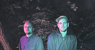 Tanzen und tr&auml;umen. &laquo;The Lugubrious&raquo; wartet mit einem Sound auf, der sowohl zum Tanzen als auch zum Tr&auml;umen einl&auml;dt. 