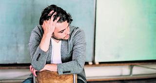Starke Stimme. Der belgische Tenor Reinoud Van Mechelen singt am Sonntag bei Begleitung des Pianisten Mathias Clausen in der Rarner Burgkirche. 