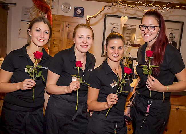 Céline Burgener (20), Dominika Ciefova (24), Angela Salgado (34), Saskia Fux (20) aus Grächen.