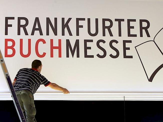 Die Schriftstellerverbände Deutschlands, Österreichs und der Schweiz haben am Freitag auf der Frankfurter Buchmesse eine gemeinsame 10-Punkte-Charta vorgelegt, die Mindeststandards für Verlagsverträge festlegt. (Archivbild)