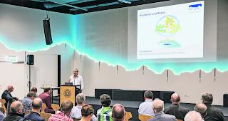 Auslegeordnung. Die Teilnehmer blickten auf die Entwicklung der letzten zehn Jahre zur&uuml;ck. 