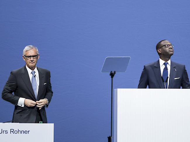 CS-Präsident Urs Rohner und CS-Chef Tidjane Thiam: Die Spitze der Grossbank sieht sich mit einem Hedgefonds konfrontiert, der von einer Aufspaltung des Unternehmens träumt. (Archivbild)
